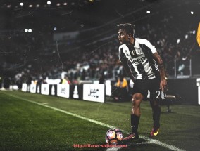 世俱杯直播-英超球员坎通纳的传奇生涯及影响力分析