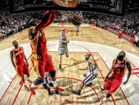 世俱杯直播-2020-2021赛季西甲积分榜及球队表现分析